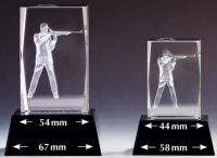 Kristallglas 3D "Gewehrschütze", 3 Größen mit Sockel