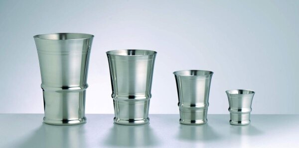 Zinn Becher mit Ring, verschiedene Größen