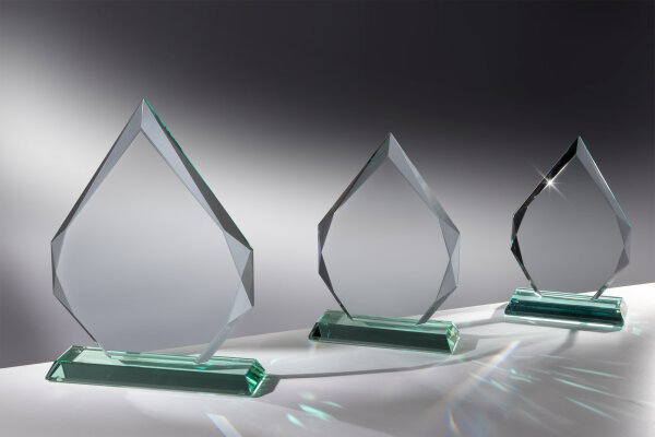 Jadeglas-Trophäe,15mm,  3 Größen,
